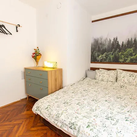 Lule Garden Apartment Belgrade